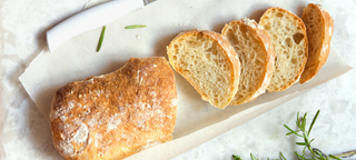 Πως να φτιάξετε γρήγορα το δικό σας σπιτικό ψωμί