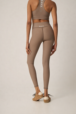 DRY SHELL athletic leggings | Beige