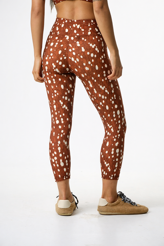 DRY SHELL athletic crop leggings | Olive