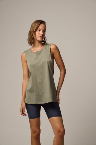 Sleeveless sports top with loose opening | Khaki