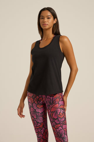 Αθλητική αμάνικη μπλούζα |  Μαύρη