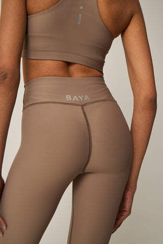 DRY SHELL athletic leggings | Beige
