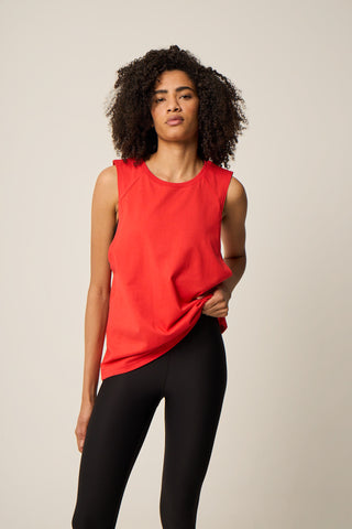 Αμάνικη αθλητική μπλούζα με loose άνοιγμα | Κοραλί