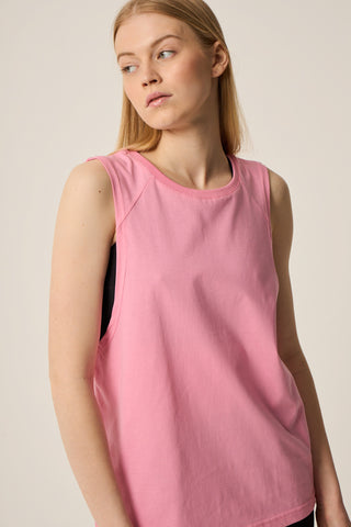 Αμάνικη αθλητική μπλούζα με loose άνοιγμα | Ροζ