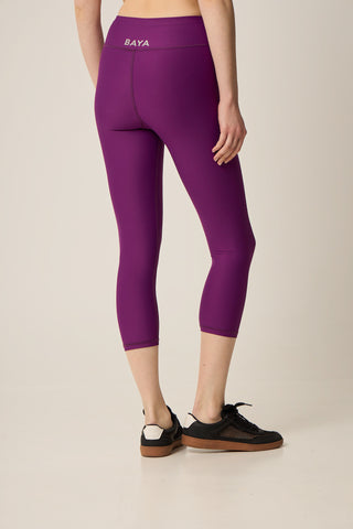 DRY SHELL athletic crop leggings | Magenta