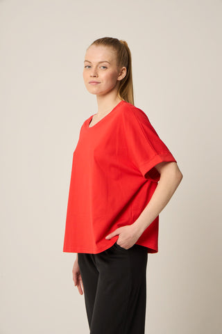 Αθλητική μπλούζα BASIC με logo στο πίσω μέρος | Κοραλί