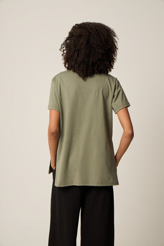Sports t-shirt with logo on the side | Khaki