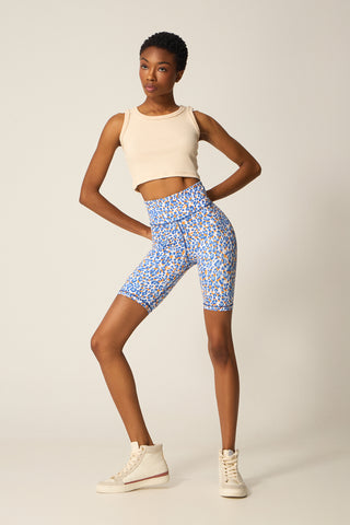 Athletic biker leggings with leopard print | Baby Blue