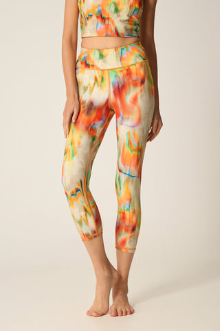 Aθλητικό crop κολάν με iridescent print | Beige