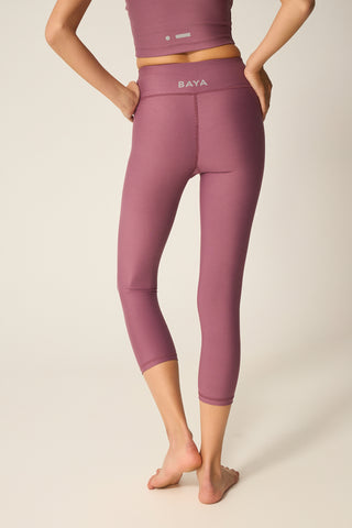 SOFT TOUCH athletic crop leggings | Nectar