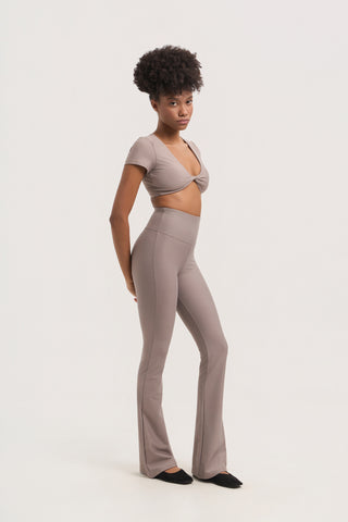 Aθλητικό κολάν SOFT TOUCH με τελείωμα καμπάνα | Desert Dust