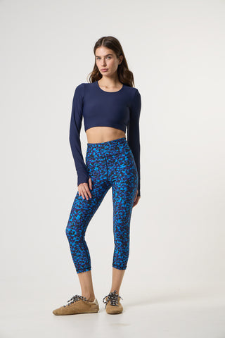 Aθλητικό crop κολάν με clouded leopard print | Μπλε