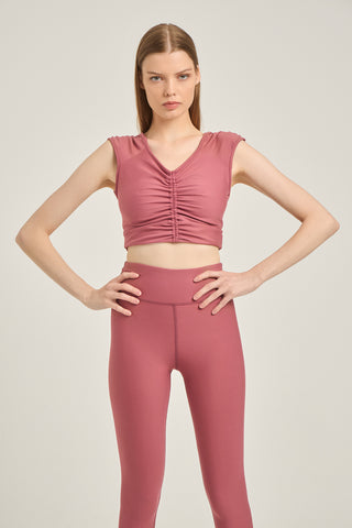 Αθλητικό μπουστάκι με σούρα στο μπροστινό μέρος | Blushberry