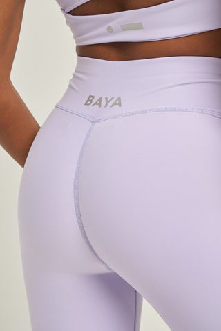 Αθλητικό μπουστάκι με σούρα στο μπροστινό μέρος | Violet