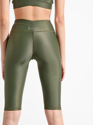 Capri sports leggings made from recycled fabric | Khaki 